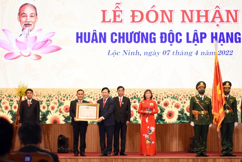 Bình Phước: Kỷ niệm 50 năm ngày giải phóng huyện đầu tiên của miền Nam - Ảnh 1. Bình Phước: Kỷ niệm 50 năm ngày giải phóng huyện đầu tiên của miền Nam - Ảnh 1.