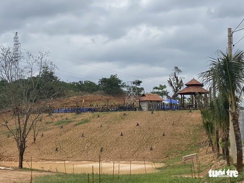 Ngang nhiên băm đồi, xẻ núi để… săn view - Ảnh 3. Ngang nhiên băm đồi, xẻ núi để… săn view - Ảnh 3.