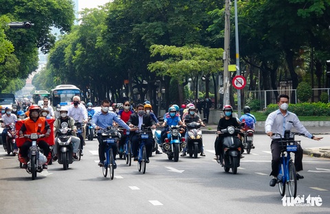 Đặc phái viên thương mại Thủ tướng Anh: ‘TP.HCM là TP dành để đạp xe’ - Ảnh 5. Đặc phái viên thương mại Thủ tướng Anh: ‘TP.HCM là TP dành để đạp xe’ - Ảnh 5.