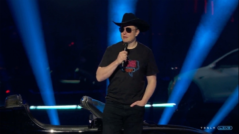 Elon Musk khánh thành siêu nhà máy, hứa hẹn có robotaxi và người máy Tesla Optimus - Ảnh 1. Elon Musk khánh thành siêu nhà máy, hứa hẹn có robotaxi và người máy Tesla Optimus - Ảnh 1.