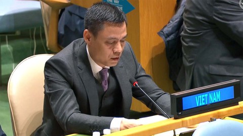 Việt Nam nói gì tại phiên họp loại Nga khỏi Hội đồng Nhân quyền? - Ảnh 1. Việt Nam nói gì tại phiên họp loại Nga khỏi Hội đồng Nhân quyền? - Ảnh 1.