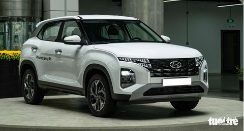 Hyundai Creta loạn giá tại đại lý, nhận xe ngay phải thêm lạc - Ảnh 1. Hyundai Creta loạn giá tại đại lý, nhận xe ngay phải thêm lạc - Ảnh 1.