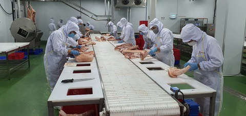 Khánh thành tổ hợp chế biến thịt mát tại Khu công nghiệp Đông Nam - Ảnh 3. Khánh thành tổ hợp chế biến thịt mát tại Khu công nghiệp Đông Nam - Ảnh 3.