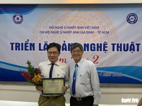 Hoàng Thạch Vân, Thái Phiên, Nguyễn Á... góp cảm xúc cho triển lãm ảnh nghệ thuật - Ảnh 2. Hoàng Thạch Vân, Thái Phiên, Nguyễn Á... góp cảm xúc cho triển lãm ảnh nghệ thuật - Ảnh 2.