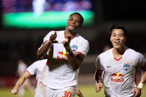 HAGL chia tay AFC Champions League bằng chiến thắng trước Sydney FC - Ảnh 1. HAGL chia tay AFC Champions League bằng chiến thắng trước Sydney FC - Ảnh 1.