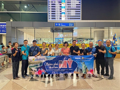 Khách Việt du lịch nước ngoài tăng trong dịp nghỉ lễ - Ảnh 1. Khách Việt du lịch nước ngoài tăng trong dịp nghỉ lễ - Ảnh 1.