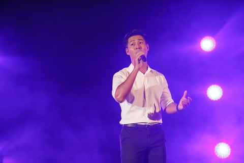 ‘Nối miền di sản’: Một đêm nhạc Trịnh khác lạ giữa lòng Hội An - Ảnh 11. ‘Nối miền di sản’: Một đêm nhạc Trịnh khác lạ giữa lòng Hội An - Ảnh 11.