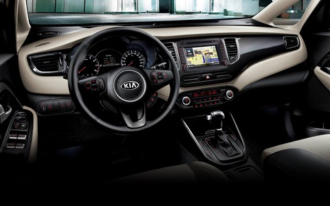 Kia Rondo giảm giá còn 520 triệu đồng, dọn đường cho Carens về Việt Nam đấu Xpander - Ảnh 3. Kia Rondo giảm giá còn 520 triệu đồng, dọn đường cho Carens về Việt Nam đấu Xpander - Ảnh 3.