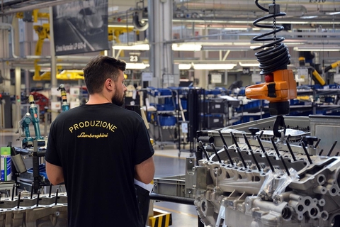 Những quy tắc bất di bất dịch với nhân viên Lamborghini: Khách hàng không phải thượng đế - Ảnh 2. Những quy tắc bất di bất dịch với nhân viên Lamborghini: Khách hàng không phải thượng đế - Ảnh 2.