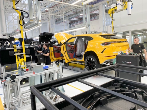 Những quy tắc bất di bất dịch với nhân viên Lamborghini: Khách hàng không phải thượng đế - Ảnh 4. Những quy tắc bất di bất dịch với nhân viên Lamborghini: Khách hàng không phải thượng đế - Ảnh 4.