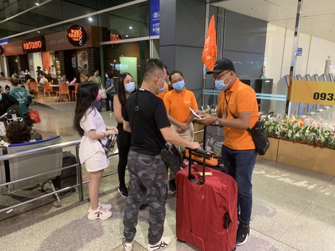 Khách Việt du lịch nước ngoài tăng trong dịp nghỉ lễ - Ảnh 2. Khách Việt du lịch nước ngoài tăng trong dịp nghỉ lễ - Ảnh 2.