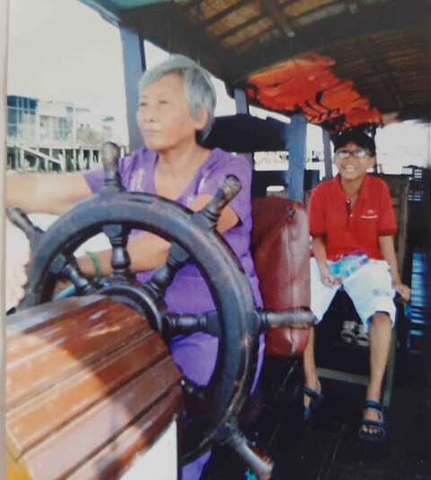 Thương nhớ đò dọc miền Tây - Kỳ 2: Người đàn bà nửa thế kỷ lái đò dọc - Ảnh 2. Thương nhớ đò dọc miền Tây - Kỳ 2: Người đàn bà nửa thế kỷ lái đò dọc - Ảnh 2.