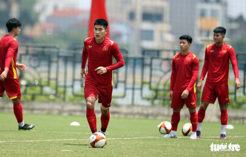 Ưu tiên do thám đối thủ, ông Park đổi lịch tập của U23 Việt Nam - Ảnh 6. Ưu tiên do thám đối thủ, ông Park đổi lịch tập của U23 Việt Nam - Ảnh 6.