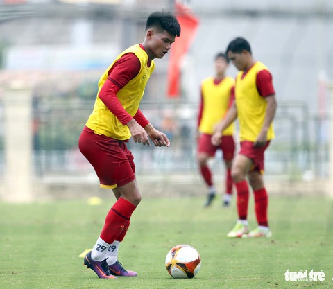 Ưu tiên do thám đối thủ, ông Park đổi lịch tập của U23 Việt Nam - Ảnh 7. Ưu tiên do thám đối thủ, ông Park đổi lịch tập của U23 Việt Nam - Ảnh 7.