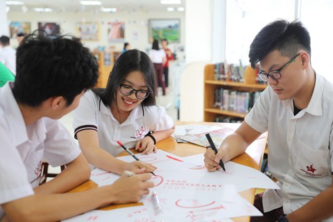 Chọn trường quốc tế cho con: Những điều phụ huynh cần biết - Ảnh 1. Chọn trường quốc tế cho con: Những điều phụ huynh cần biết - Ảnh 1.