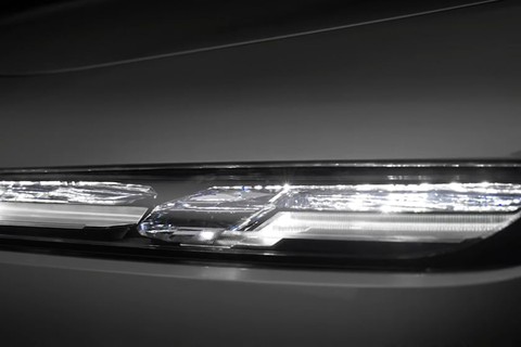 Đèn bằng pha lê Swarovski trên BMW i7 được tạo ra như thế nào? - Ảnh 3. Đèn bằng pha lê Swarovski trên BMW i7 được tạo ra như thế nào? - Ảnh 3.