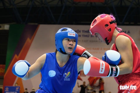 Hằng Nga, Thế Hưởng lấy vé tranh HCV kickboxing - Ảnh 10. Hằng Nga, Thế Hưởng lấy vé tranh HCV kickboxing - Ảnh 10.