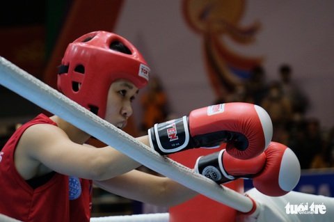 Hằng Nga, Thế Hưởng lấy vé tranh HCV kickboxing - Ảnh 8. Hằng Nga, Thế Hưởng lấy vé tranh HCV kickboxing - Ảnh 8.