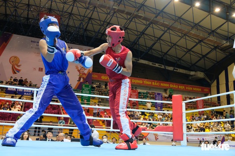 Hằng Nga, Thế Hưởng lấy vé tranh HCV kickboxing - Ảnh 3. Hằng Nga, Thế Hưởng lấy vé tranh HCV kickboxing - Ảnh 3.