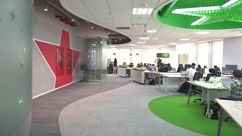 Khám phá văn phòng làm việc phong cách hybrid work của Heineken - Ảnh 2. Khám phá văn phòng làm việc phong cách hybrid work của Heineken - Ảnh 2.