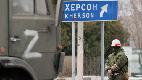 Nga nói để người dân Kherson quyết định có sáp nhập vào Nga hay không - Ảnh 1. Nga nói để người dân Kherson quyết định có sáp nhập vào Nga hay không - Ảnh 1.