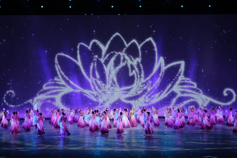 SEA Games 31 khai mạc bằng bữa tiệc âm thanh và ánh sáng hoành tráng - Ảnh 24. SEA Games 31 khai mạc bằng bữa tiệc âm thanh và ánh sáng hoành tráng - Ảnh 24.