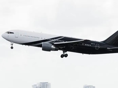 ‘Biệt thự bay’ như xe siêu sang trên không của tỉ phú Mỹ giá 38 triệu USD - Ảnh 5. ‘Biệt thự bay’ như xe siêu sang trên không của tỉ phú Mỹ giá 38 triệu USD - Ảnh 5.