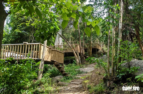 Tuýt còi bảo tàng xây thêm các hạng mục không phép trên bán đảo Sơn Trà - Ảnh 1. Tuýt còi bảo tàng xây thêm các hạng mục không phép trên bán đảo Sơn Trà - Ảnh 1.