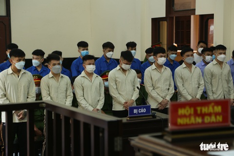 Vụ bắn nhau tại quán karaoke làm 4 người thương vong: 22 người vô tù - Ảnh 3. Vụ bắn nhau tại quán karaoke làm 4 người thương vong: 22 người vô tù - Ảnh 3.