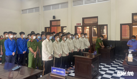 Vụ bắn nhau tại quán karaoke làm 4 người thương vong: 22 người vô tù - Ảnh 1. Vụ bắn nhau tại quán karaoke làm 4 người thương vong: 22 người vô tù - Ảnh 1.