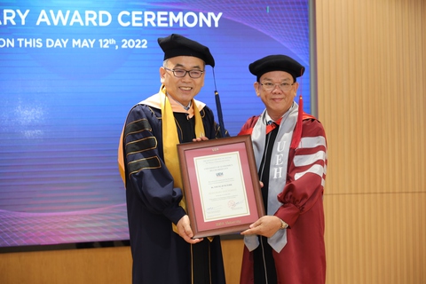 Trường đại học Kinh tế TP.HCM mời chuyên gia nước ngoài làm lãnh đạo khoa - Ảnh 1. Trường đại học Kinh tế TP.HCM mời chuyên gia nước ngoài làm lãnh đạo khoa - Ảnh 1.