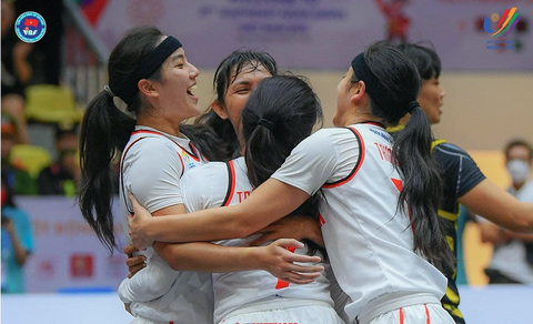 Bóng rổ Việt bùng nổ ngày ra quân ở SEA Games 31 - Ảnh 1. Bóng rổ Việt bùng nổ ngày ra quân ở SEA Games 31 - Ảnh 1.
