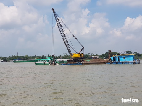 Ở miền Tây mua cát khó hơn mua vàng - Ảnh 1. Ở miền Tây mua cát khó hơn mua vàng - Ảnh 1.