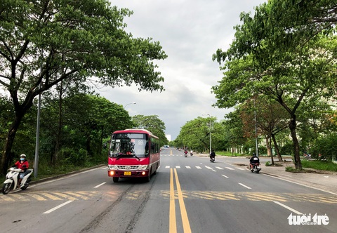 Tai nạn do gờ giảm tốc trên đường - Ảnh 1. Tai nạn do gờ giảm tốc trên đường - Ảnh 1.