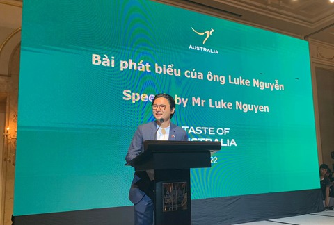 Phù thủy ẩm thực Luke Nguyễn và bữa tiệc thượng hạng Hương vị Úc - Ảnh 3. Phù thủy ẩm thực Luke Nguyễn và bữa tiệc thượng hạng Hương vị Úc - Ảnh 3.