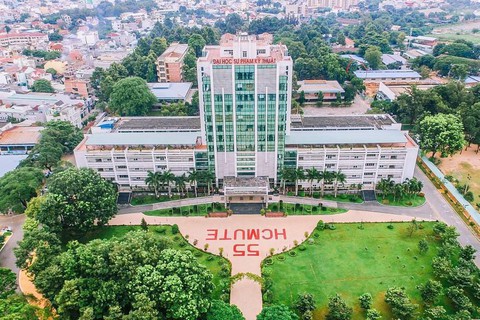 Hội đồng trường ĐH Sư phạm kỹ thuật TP.HCM phải giao quyền hiệu trưởng trong tháng 5-2022 - Ảnh 1. Hội đồng trường ĐH Sư phạm kỹ thuật TP.HCM phải giao quyền hiệu trưởng trong tháng 5-2022 - Ảnh 1.