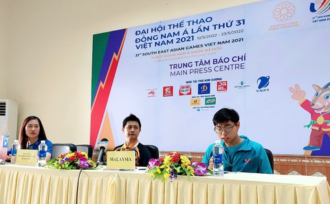 Những tình nguyện viên búng ra sữa - Ảnh 1. Những tình nguyện viên búng ra sữa - Ảnh 1.