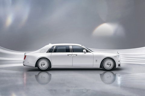 Rolls-Royce Phantom 2023 ra mắt: Tản nhiệt phát sáng, nhiều tùy chọn mới cho giới siêu giàu - Ảnh 12. Rolls-Royce Phantom 2023 ra mắt: Tản nhiệt phát sáng, nhiều tùy chọn mới cho giới siêu giàu - Ảnh 12.