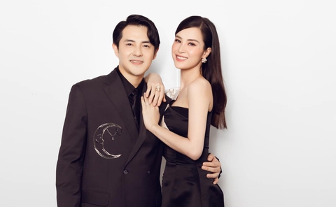 Đông Nhi xin lỗi vì đã mất bình tĩnh, Ông Cao Thắng muốn khắc phục sai lầm của vợ - Ảnh 1. Đông Nhi xin lỗi vì đã mất bình tĩnh, Ông Cao Thắng muốn khắc phục sai lầm của vợ - Ảnh 1.