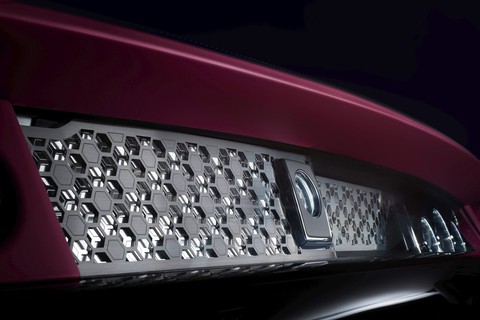 Rolls-Royce Phantom 2023 ra mắt: Tản nhiệt phát sáng, nhiều tùy chọn mới cho giới siêu giàu - Ảnh 9. Rolls-Royce Phantom 2023 ra mắt: Tản nhiệt phát sáng, nhiều tùy chọn mới cho giới siêu giàu - Ảnh 9.