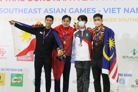 Được xóa thẻ đỏ, Tiến Nhật đăng quang kỳ SEA Games thứ 4 liên tiếp - Ảnh 3. Được xóa thẻ đỏ, Tiến Nhật đăng quang kỳ SEA Games thứ 4 liên tiếp - Ảnh 3.