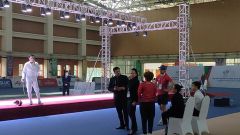 Được xóa thẻ đỏ, Tiến Nhật đăng quang kỳ SEA Games thứ 4 liên tiếp - Ảnh 1. Được xóa thẻ đỏ, Tiến Nhật đăng quang kỳ SEA Games thứ 4 liên tiếp - Ảnh 1.