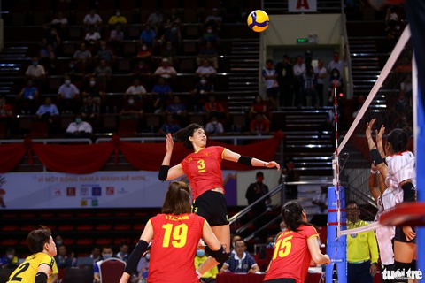 Thanh Thúy và đồng đội khởi đầu khá ổn tại SEA Games 31 - Ảnh 2. Thanh Thúy và đồng đội khởi đầu khá ổn tại SEA Games 31 - Ảnh 2.
