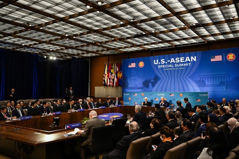 Mỹ, ASEAN nâng quan hệ lên đối tác chiến lược toàn diện - Ảnh 1. Mỹ, ASEAN nâng quan hệ lên đối tác chiến lược toàn diện - Ảnh 1.