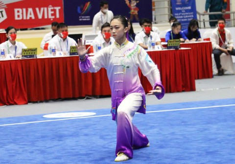 Sydney Chin với nước mắt và huy chương dành tặng mẹ - Ảnh 1. Sydney Chin với nước mắt và huy chương dành tặng mẹ - Ảnh 1.
