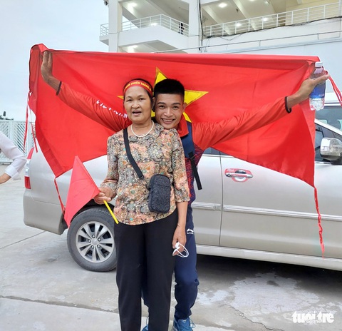 Đẹp trai như ‘nam thần’, nhà vô địch SEA Games Nguyễn Tiến Trọng bị mẹ ‘tố’ có thể... ế vợ - Ảnh 2. Đẹp trai như ‘nam thần’, nhà vô địch SEA Games Nguyễn Tiến Trọng bị mẹ ‘tố’ có thể... ế vợ - Ảnh 2.