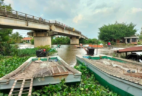 Thương nhớ đò dọc miền Tây - Kỳ 7: Con đò đến nẻo vui - Ảnh 2. Thương nhớ đò dọc miền Tây - Kỳ 7: Con đò đến nẻo vui - Ảnh 2.