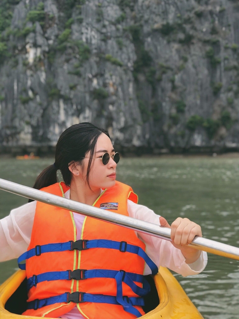 Bỏ túi ngay những bí kíp vi vu thiên đường Hạ Long trong dịp SEA Games 31 - Ảnh 6. Bỏ túi ngay những bí kíp vi vu thiên đường Hạ Long trong dịp SEA Games 31 - Ảnh 6.