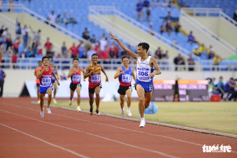 Hàng vạn khán giả làm SEA Games 31 bùng nổ - Ảnh 3. Hàng vạn khán giả làm SEA Games 31 bùng nổ - Ảnh 3.