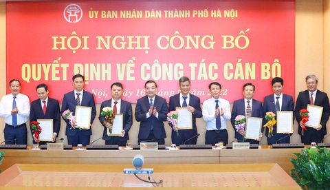 Chủ tịch Hà Nội công bố nhân sự 2 siêu ban quản lý dự án - Ảnh 1. Chủ tịch Hà Nội công bố nhân sự 2 siêu ban quản lý dự án - Ảnh 1.